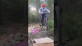 CANNONDALE MOTERRA LT2 HIGH JUMP CannondaleBicycles71 mucoffltd emtb bike fail crash mtb [upl. by Zipnick]