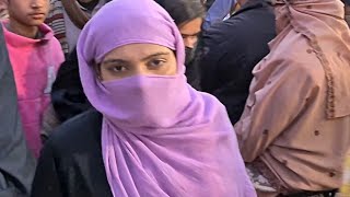 🇵🇰 LAHORE PAKISTAN WALKING TOUR OF A BUSY MARKET IN LAHORE CITY WALK 4K60FPS [upl. by Trina]