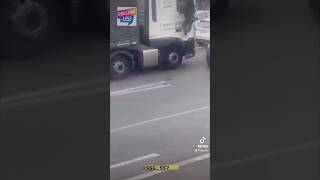 Gibbs Lorry Driver Faces Insane Road Rage Attack Slough Lorry UK 2024 shortsfeed [upl. by Tlihcox]