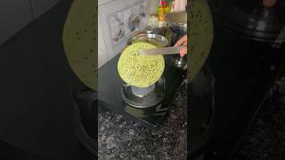 📌Palak naan😋Tasty bhi healthy bhi nishacookingvlog food palak healthyrecipe [upl. by Ramburt691]