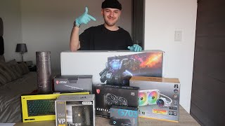 JOINING THE PC MASTER RACE  Evetech Unboxing Video [upl. by Alimac725]