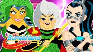 Brincadeiras AntiHerói  DC Super Hero Girls Brasil [upl. by Ahsats]