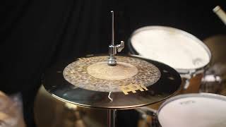 Meinl 14quot Byzance Dual Hi Hats  895g1100g [upl. by Clarisse]