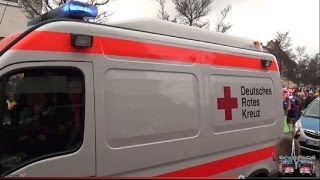 Rettungskräfte am MainzBischofsheimer Faschingsumzug im Einsatz RettungsdienstPolizei [upl. by Tnattirb]