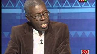 Souleymane B Diagne  Sur Concertation Nationale sur lEnseignement superieur et Mali [upl. by Ahsiekram871]