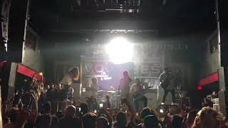 Volumes  On Her Mind Live feat Pouya  Headspace Tour [upl. by Oiramaj]