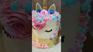 gâteau anniversaire thème licorne goût vanille framboise 😍😍😍😍 [upl. by Squier]