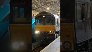 66746 leads the Royal Scotsman Railtour departing Edinburgh with amazing tones royalscotsmam tones [upl. by Salaidh576]