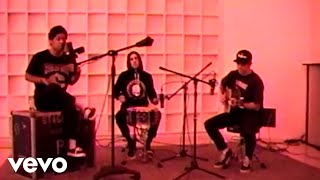 KennyHoopla  estella feat Travis Barker Acoustic Performance [upl. by Nair400]