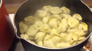 How to Making tortellini Italian noodles Prego Rana Boil Heat [upl. by Mic]