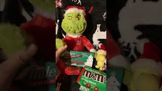 ❤️💚😁Sloopy amp Woodstock food review Andes amp MampMs Christmas candy with the grinch [upl. by Ariaj]