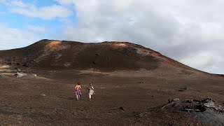 Hawaii Kilauea walking to the top of Fissure 8 [upl. by Yvel]