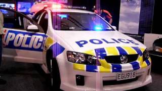 New NZ Police Commodore SV6 with LEDs BBT Part 2 15 Nov 08 [upl. by Andrei]