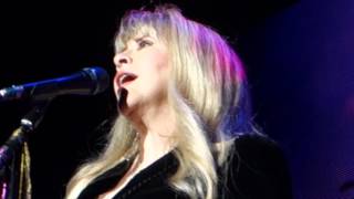 Fleetwood Mac  Sara Brisbane 12112015 [upl. by Eppillihp]