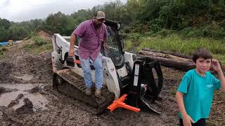 Halverson 125 Grapple Saw sawing up 16” Firewood Blocks reavestimber Woodyard [upl. by Laurella]