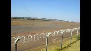 Pouso e Decolagem no Aeroporto Santa Genoveva  Goiânia  GO [upl. by Riesman]