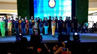 St Laurensia Children Choir performing at Mall Alam Sutera [upl. by Aisetal]