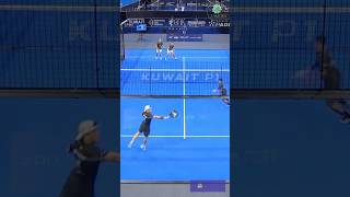 ESTO DE Galan👽 DE LOCOS padel premierpadel padelhighlights padelvideos padelkuwait [upl. by Oicneserc]