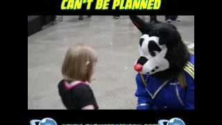 A touching moment from Planet Comicon Kansas City 2017 [upl. by Shwalb]