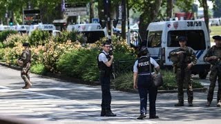 Attaque au couteau à Annecy  quatre enfants blessés quotaucun mobile terroriste apparentquot [upl. by Eniledam]