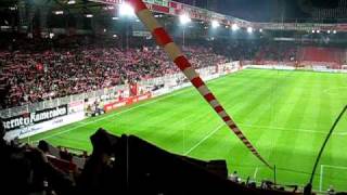 Eisern Union  Die Hymne von Union Berlin LIVE im Stadion Auflauf der Mannschaften Gänsehaut [upl. by Ennairej]