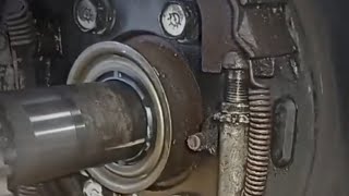 ford rear axle bearing need to change howto technicion daily talent [upl. by Ahslek]