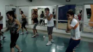 DIVERTIDA AULA DE BODY COMBAT [upl. by Cuda249]