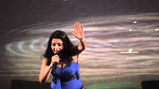 Dance pe chance maar le  by Sunidhi Chauhan Live performance [upl. by Anirres]