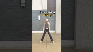 Ways of walking 🚶🏼‍♀️ ariannitalagringa englishlanguage english learnenglish ingles [upl. by Egamlat]