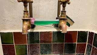 Simple Hack To Clean Limescale Off Tiles With Vinegar amp Washing Up Liquid [upl. by Barrington]