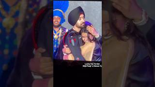 Lucky Fan To Get Diljit Paajis Gloves 🧤 dilijitdosanjh dilluminatitour shorts lucky fans live [upl. by Aiset868]