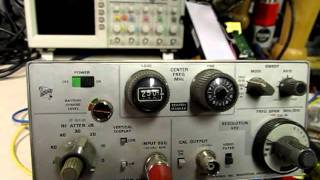 22 Spectrum Analyzer Basics  Tutorial and the Tektronix 1401A [upl. by Millar]