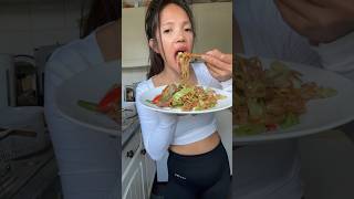 Quick and Easy Stir Fry Noodles with mixed veggies and chicken food healthylifestyle healthyfood [upl. by Aniz]