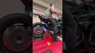 Tuning a 270whp Kawasaki H2R LabinBhandari0 Labin Gamerz kawasaki h2r KawasakiJPN [upl. by Chloette399]