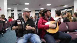 Irish flight delayed so trad session started between DaoiríFarrell Geoff Kinsella and Robbie Walsh [upl. by Eikcin]