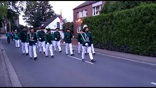 Schützenfest in Rosellen Der Dienstagsabendumzug mit Damen [upl. by Eenalem252]