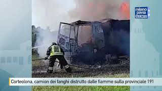 Corteolona camion dei fanghi in fiamme sulla provinciale 191 autista riesce a mettersi in salvo [upl. by Ahseim376]