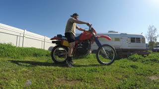 Honda XR500 Cold Start [upl. by Arrotal]