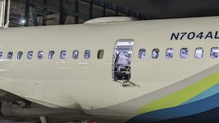 Alaska Airlines flight forced to make emergency landing at Portland airport [upl. by Harald511]