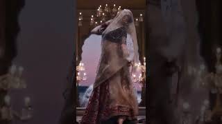 Aditi Rao Hydari seductive swan walk in song saiyaan hat jao from heeramandi shorts [upl. by Cis]