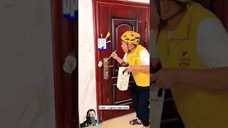 Parcel man😀😅New Viral Gadgets Smart Appliances Kitchen Utensils Home Inventions shorts gadgets [upl. by Unity497]