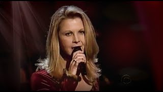 Patty Loveless quotRing Of Firequot Live w Travis Tritt [upl. by Aihpos]