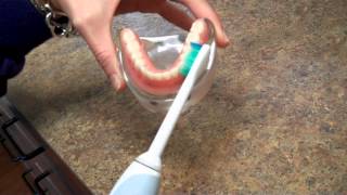 How to Use an Electric Toothbrush [upl. by Liatnahs365]