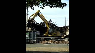 Hartlepool ODEON cinema cleaning up 18 10 2024  digger demolition hartlepool odeon cinema [upl. by Llerrud367]