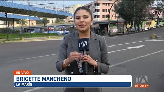 Conductores no respetan un semáforo en La Marín centro de Quito [upl. by Refanej]