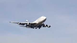 Boeing 747400 EL AL 4XELE landing in Bucharest OTP [upl. by Qirat]