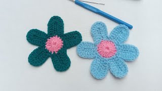 Amazing Design of Crochet 🧶 Flower 🌹 Tutorial HaadiArts [upl. by Browning]