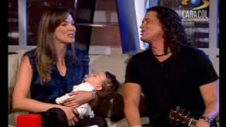 CARLOS VIVES Y SU REINA CANTANDO VALLENATO 6 ENTREVISTA EN CARACOL [upl. by Liggett]