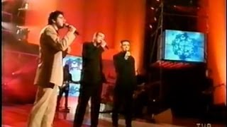 GAROU DANIEL LAVOIE amp PATRICK FIORI 🎤 Belle 🔔 NotreDame De Paris Live à Paris 1999 [upl. by Charyl]