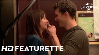 50 Nuances Plus Claires  Featurette quotHoneymoonquot au cinéma le 7 février [upl. by Trimble800]